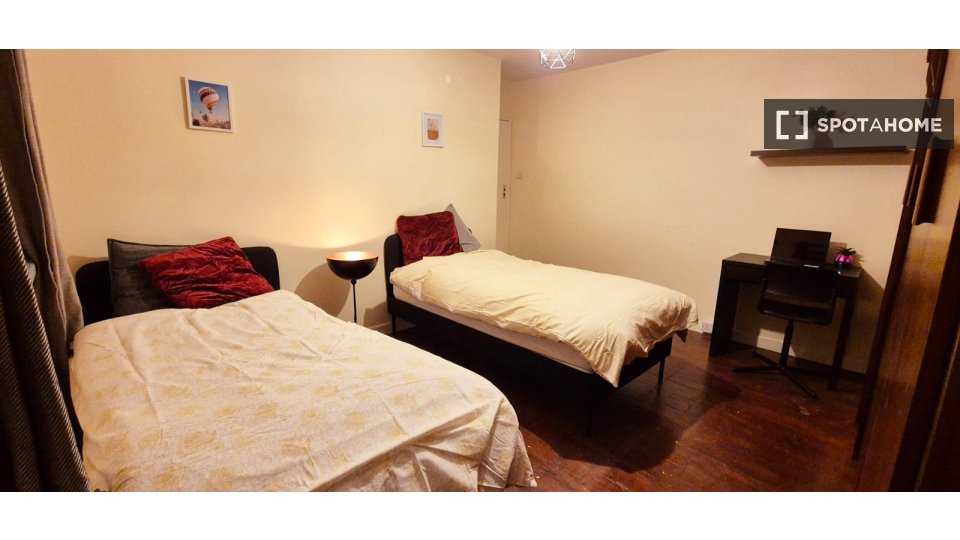 Double room Dublin, 5 beds — photo 12
