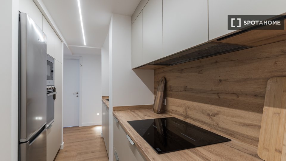 Double room Madrid, 6 beds — photo 13