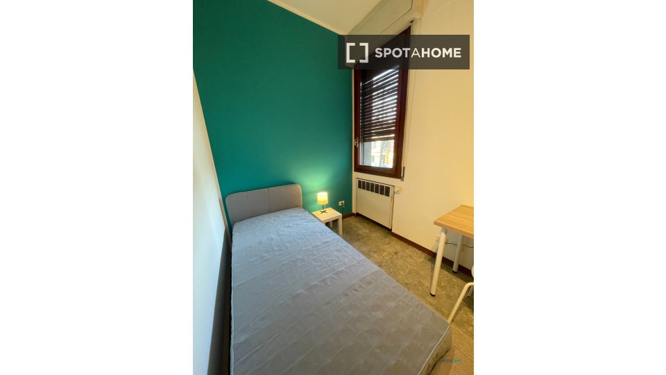 Double room Bologna, 12 beds, 150m² — photo 22