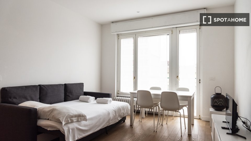 Apartment Milan, 1 bed, 59m² — photo 18
