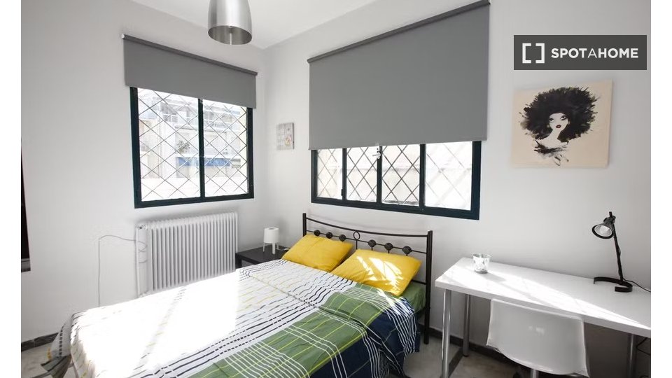 Double room Athens, 7 beds — photo 11