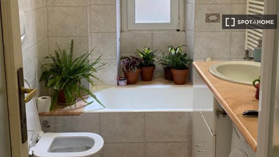 Double room Milan, 1 bed, 140m² — photo 3