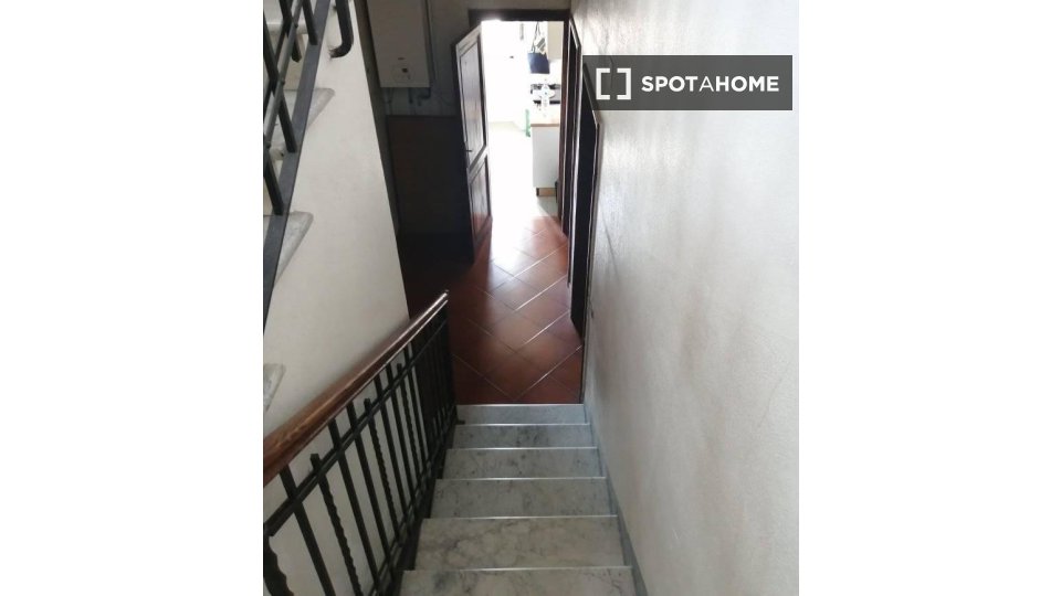 Double room Rome, 4 beds, 90m² — photo 5