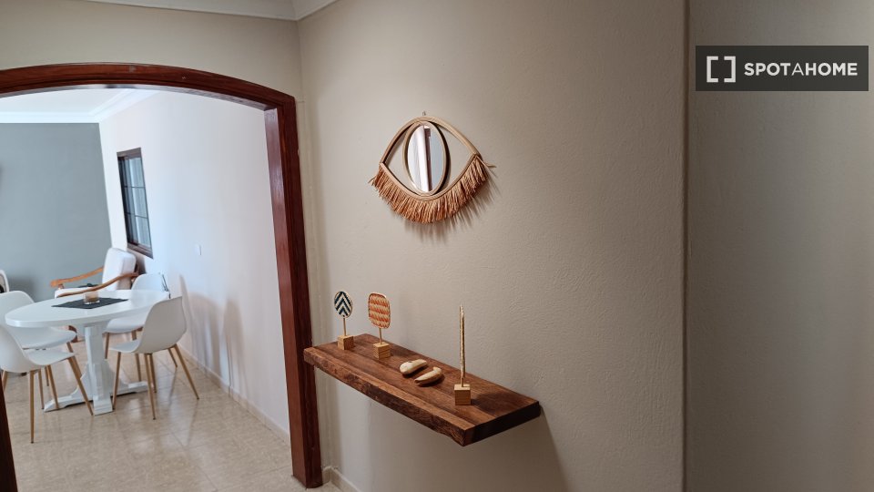 Apartment Santa_Cruz_De_Tenerife, 2 beds, 100m² — photo 5