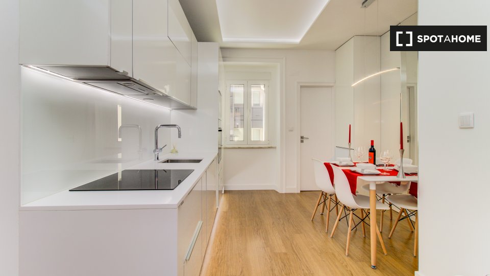 Apartment Lisbon, 2 beds, 70m² — photo 4