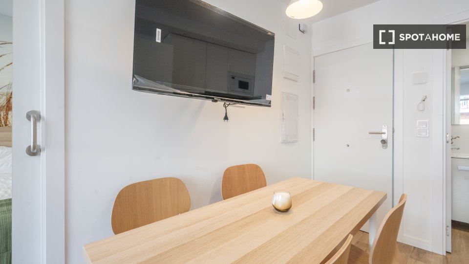 Estudio en alquiler en Buenavista, Madrid