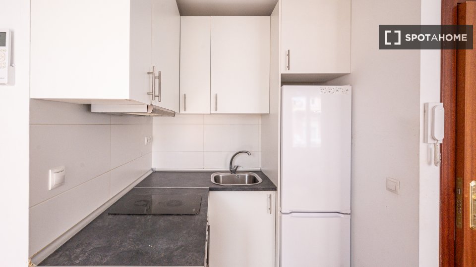 Apartment Madrid, 2 beds — photo 2