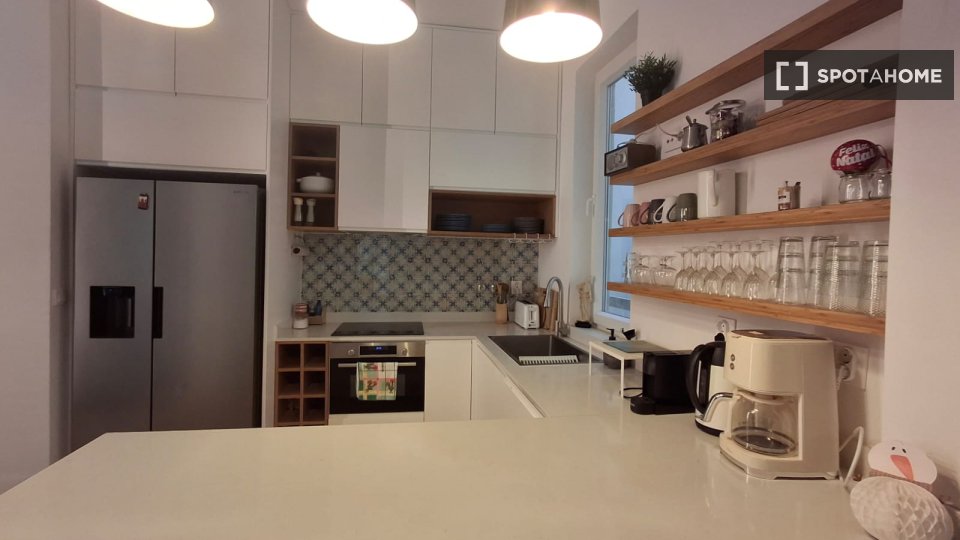 Apartment Lisbon, 3 beds, 125m² — photo 19