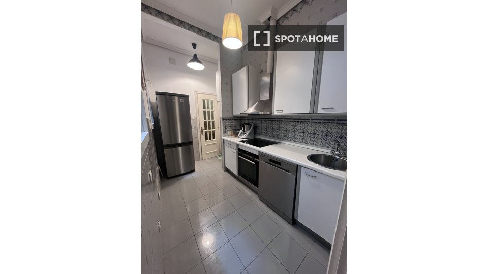 Apartment Madrid, 3 beds, 100m² — photo 3