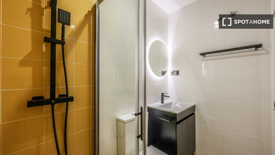 Apartment Madrid, 5 beds — photo 3