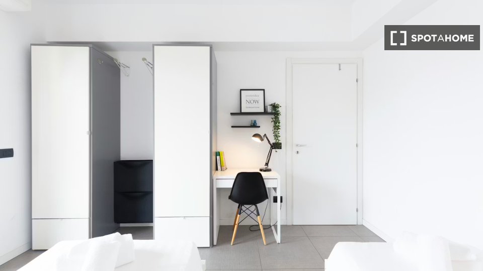 Double room Milan, 5 beds — photo 29