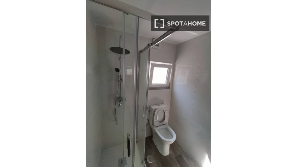 Apartment Porto, 3 beds, 120m² — photo 17