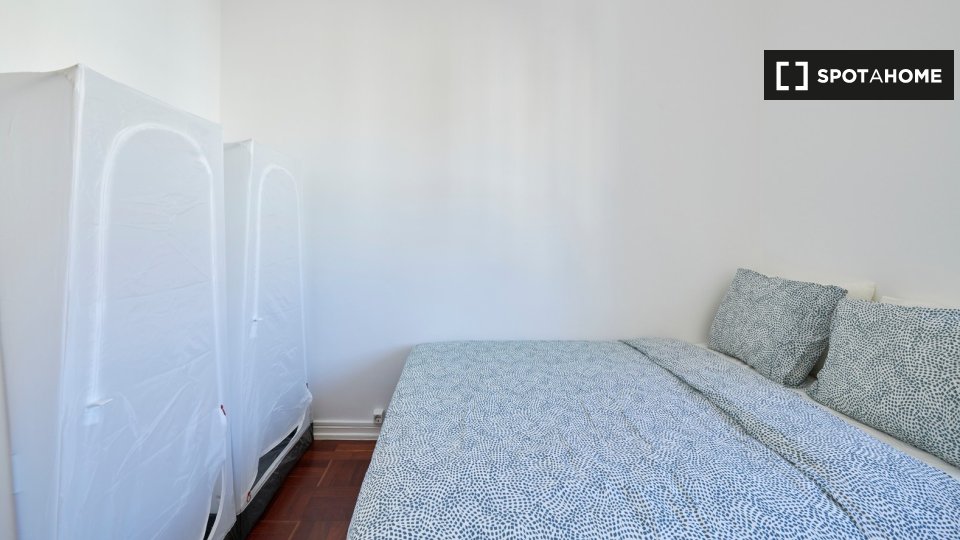 Double room Lisbon, 11 beds — photo 17