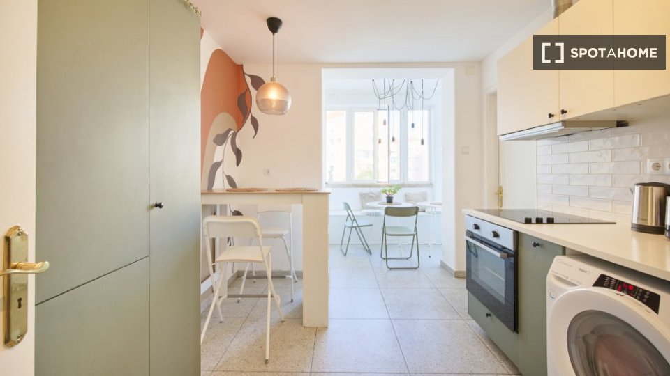 Double room Lisbon, 7 beds — photo 9