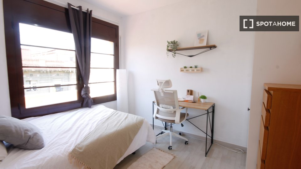Double room Barcelona, 5 beds — photo 6