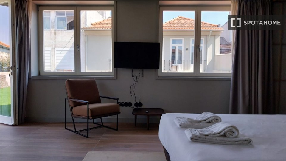 Apartment mono Porto, 50m² — photo 2