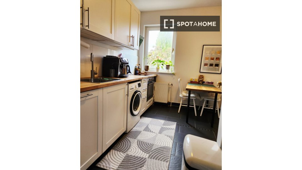 Apartment Berlin, 3 beds, 80m² — photo 3