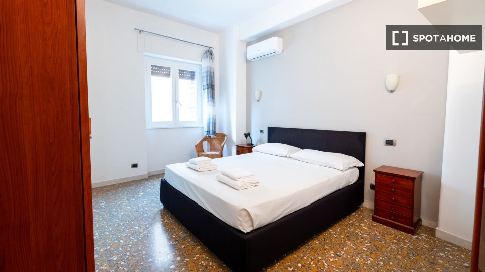 Apartment Rome, 2 beds, 63m² — photo 3