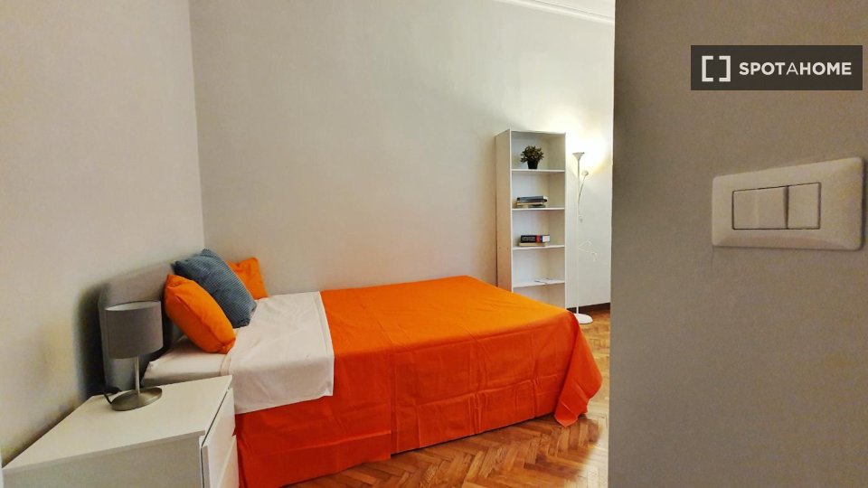 Double room Milan, 4 beds — photo 4