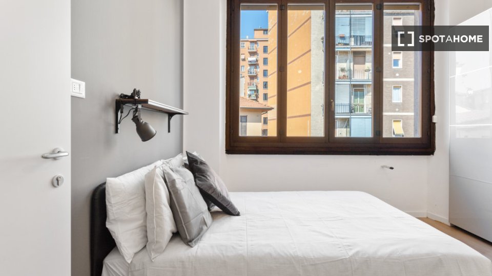 Double room Milan, 6 beds, 100m² — photo 2