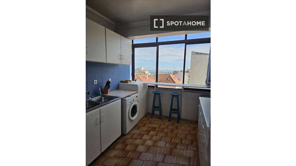 Apartment Lisbon, 2 beds — photo 3