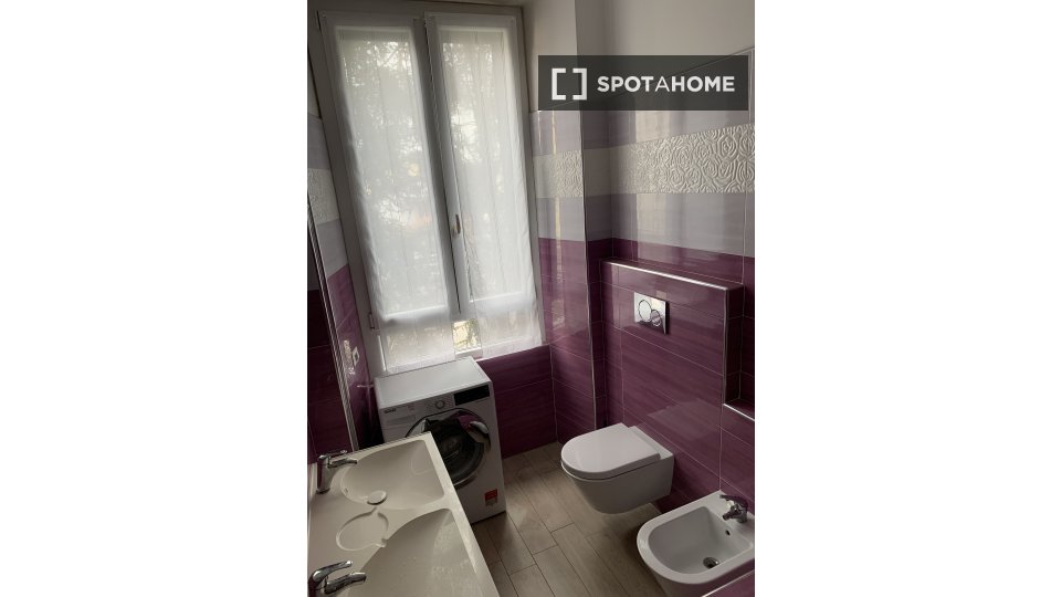 Double room Milan, 3 beds, 100m² — photo 8