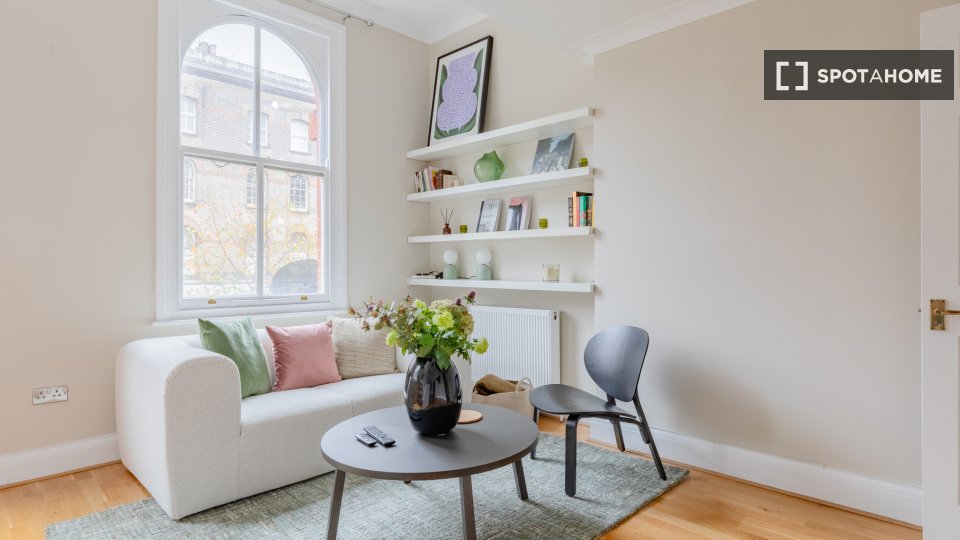 Apartment London, 2 beds — photo 10