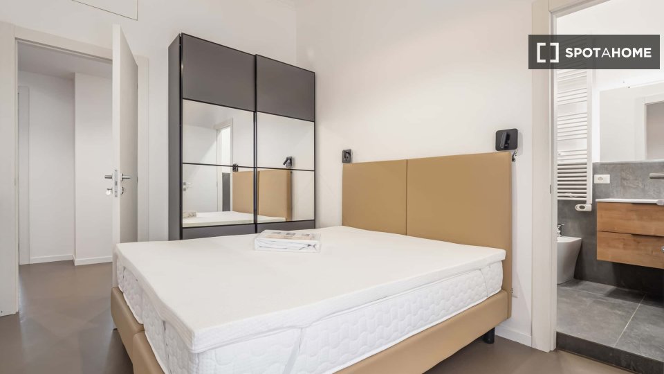 Double room Milan, 1 bed — photo 8