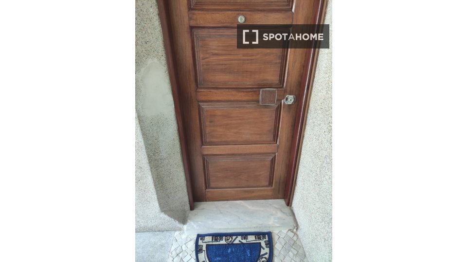 Double room Lisbon, 4 beds — photo 9