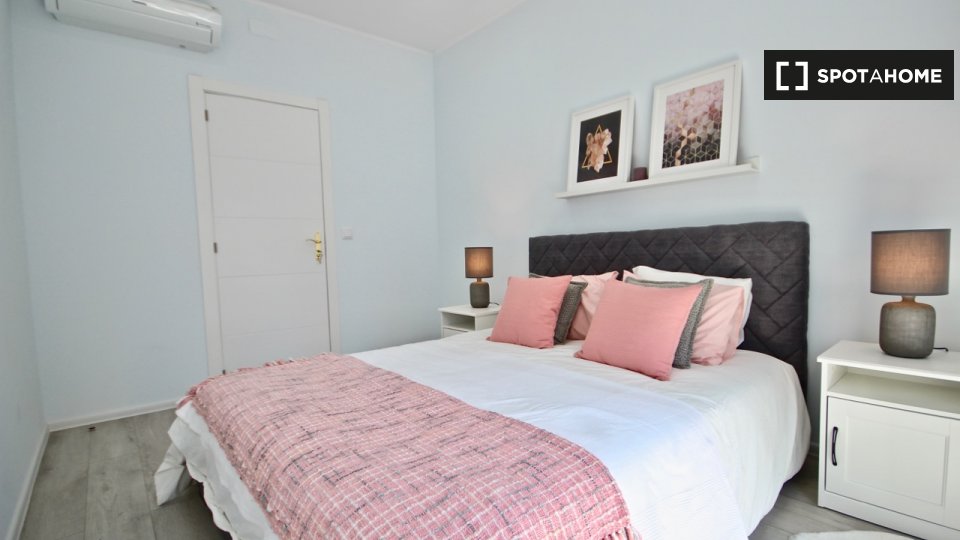 Apartment Lisbon, 2 beds — photo 18