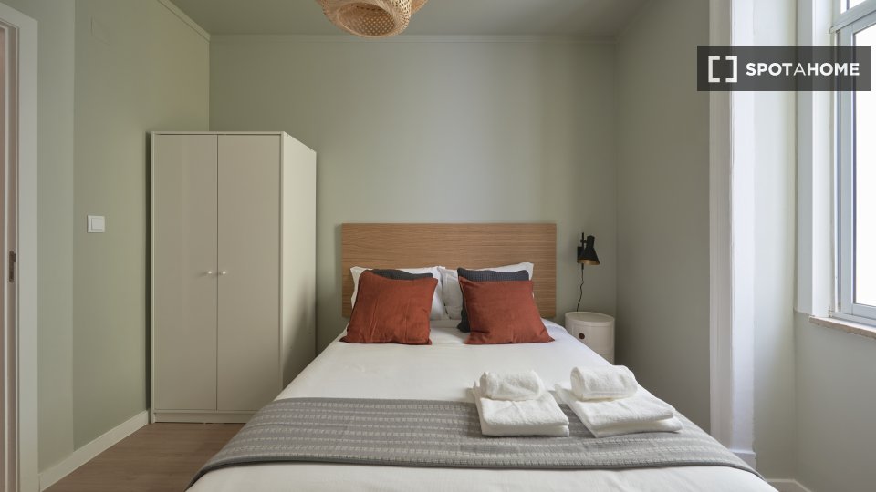 Double room Lisbon, 12 beds — photo 2
