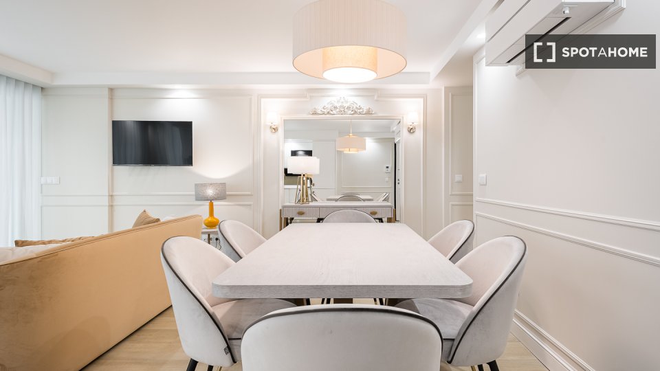 Apartment Porto, 2 beds, 96m² — photo 11