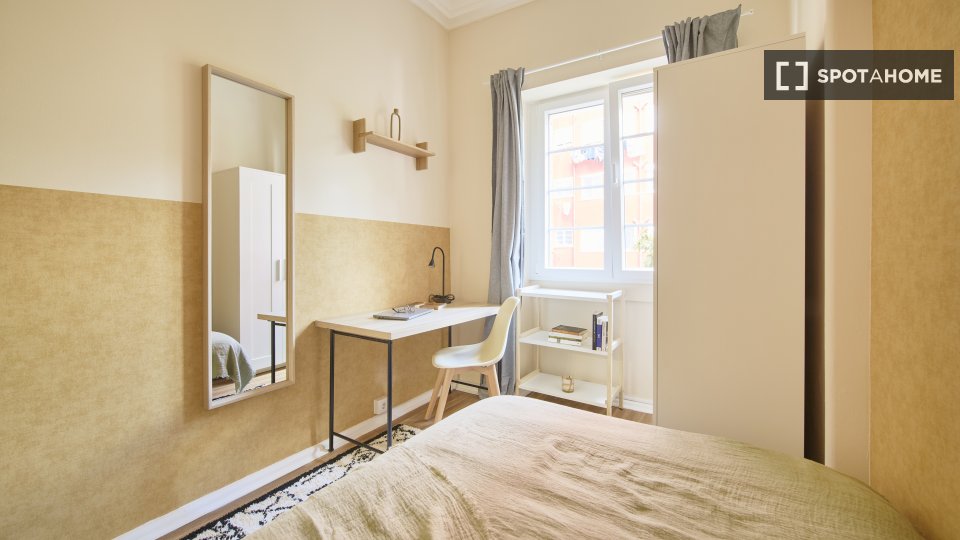 Double room Lisbon, 11 beds — photo 10