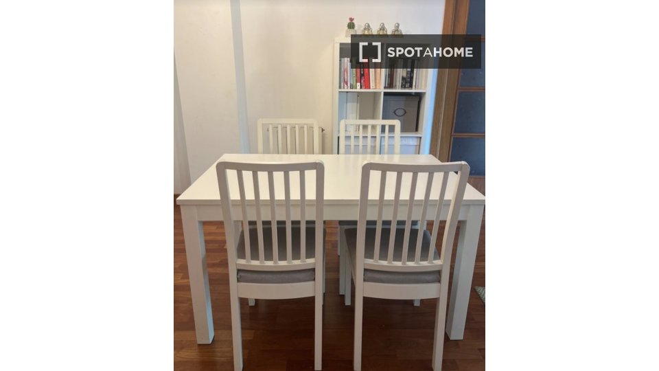 Double room Barcelona, 4 beds, 90m² — photo 9