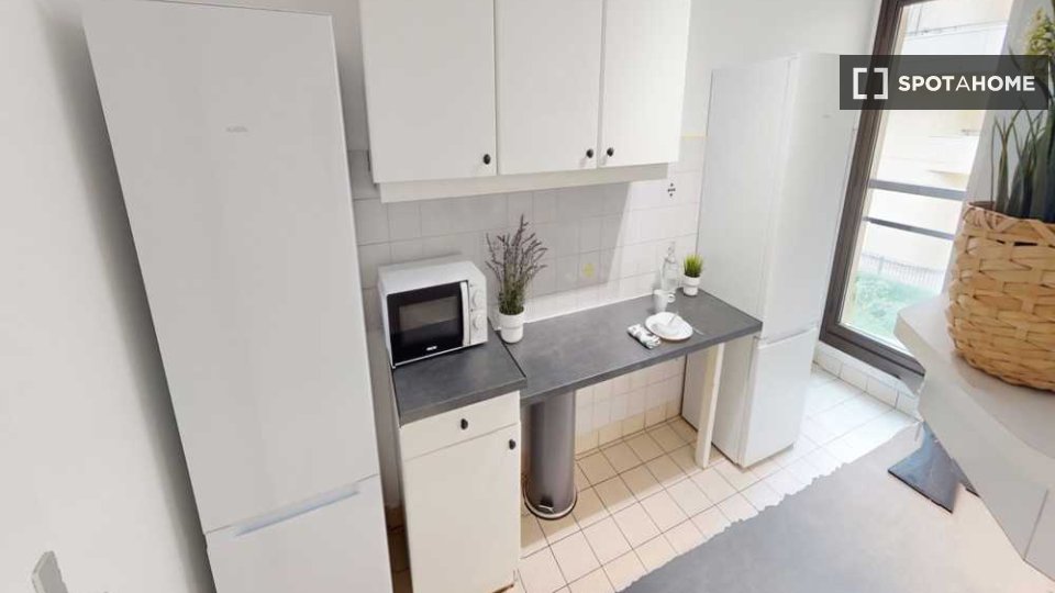 Double room Paris, 5 beds, 100m² — photo 2