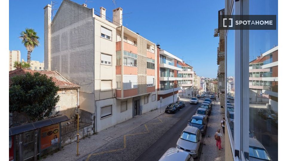 Apartment Lisbon, 3 beds — photo 15
