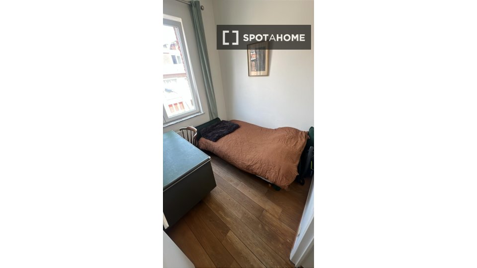 Apartment Brussels, 2 beds, 75m² — photo 18