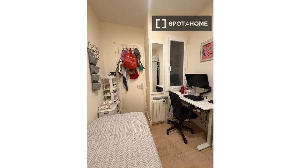 Apartment mono Barcelone, 2 chambres, 77m² — photo 14