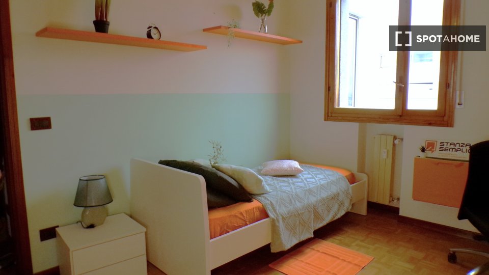Double room Bologna, 5 beds — photo 24