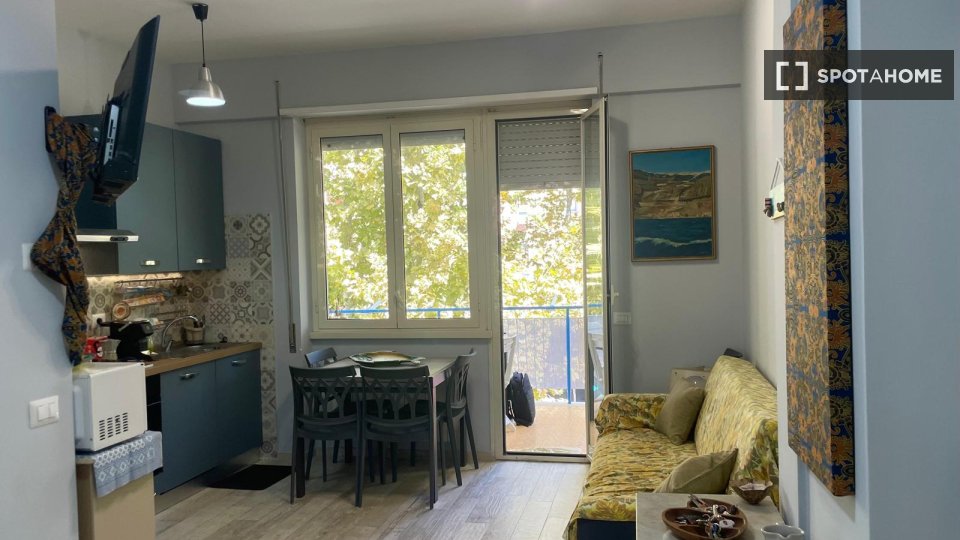 Apartment Rome, 2 beds — photo 40