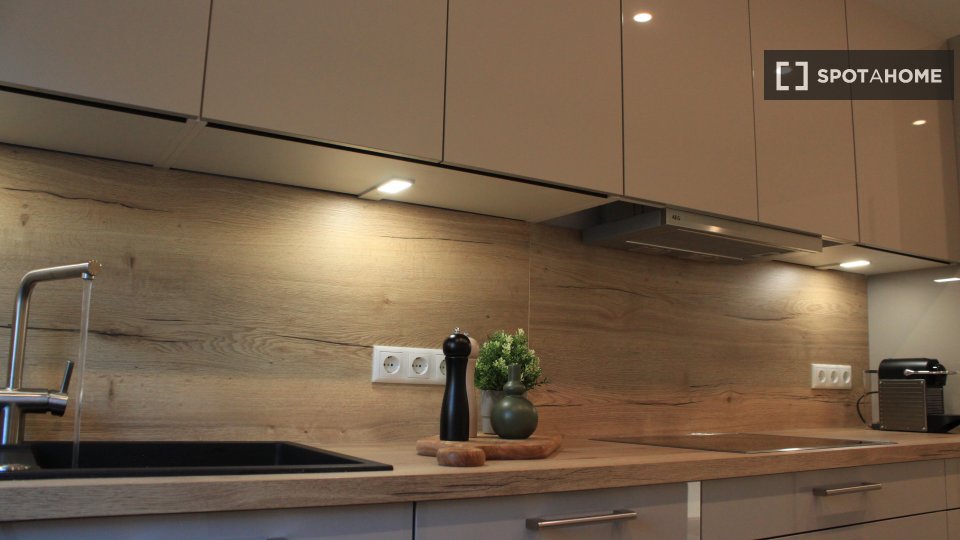 Apartment Munich, 1 bed — photo 1