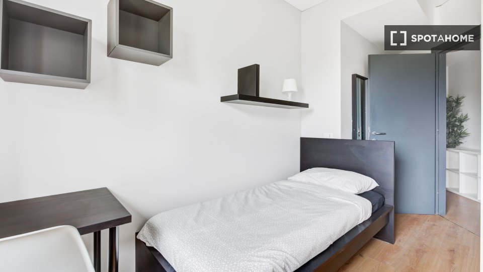 Double room Milan, 7 beds, 168m² — photo 23