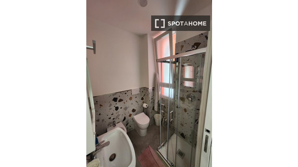 Apartment mono Milan, 16m² — photo 11