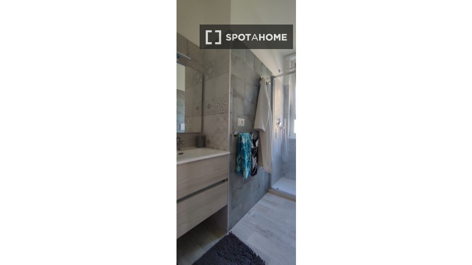 Apartment Rome, 2 beds — photo 15