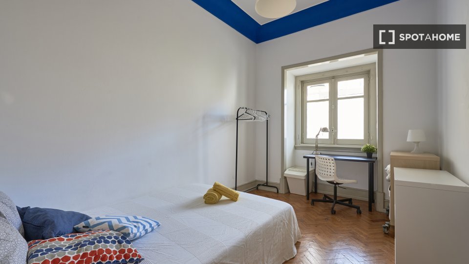 Double room Lisbon, 11 beds — photo 20