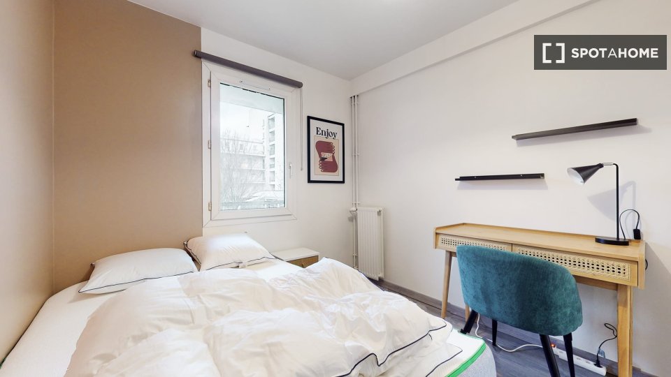 Double room Paris, 15 beds — photo 10