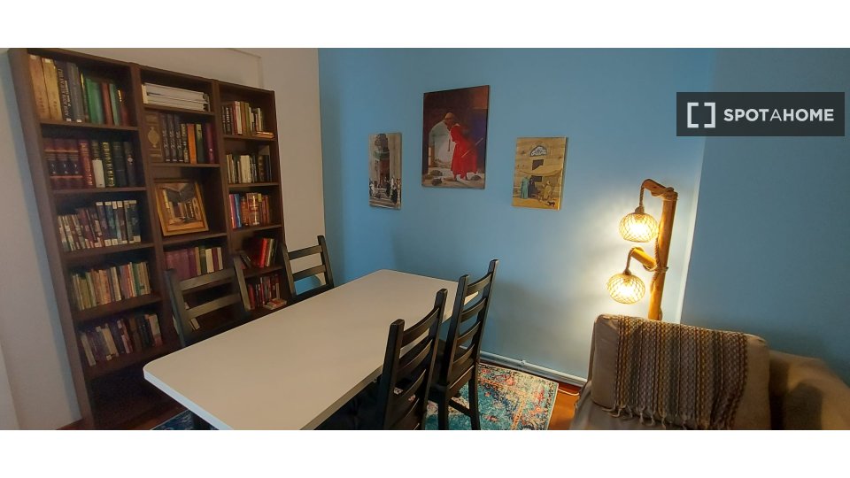 Double room Istanbul, 3 beds, 80m² — photo 14