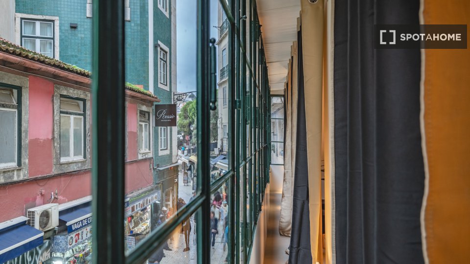 Apartment mono Lisbon, 62m² — photo 17