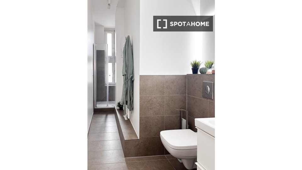 Apartment Berlin, 1 bed, 57m² — photo 11
