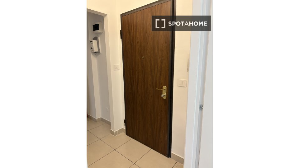 Apartment Milan, 1 bed, 43m² — photo 27